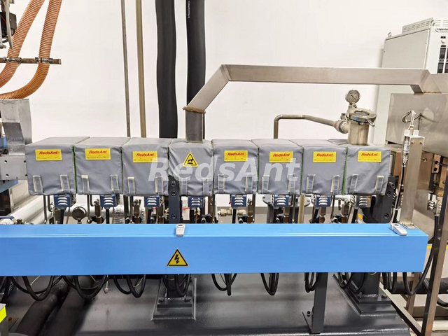 高エネルギー節約速度のある赤吸い押出器バレル断熱マットレス