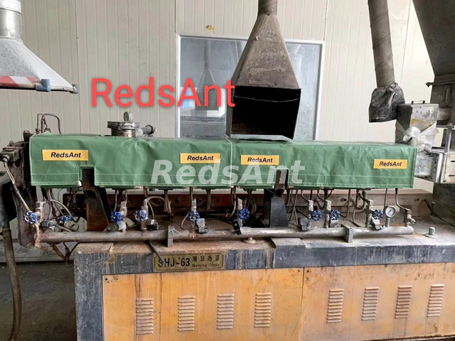 押出バレル断熱カバー