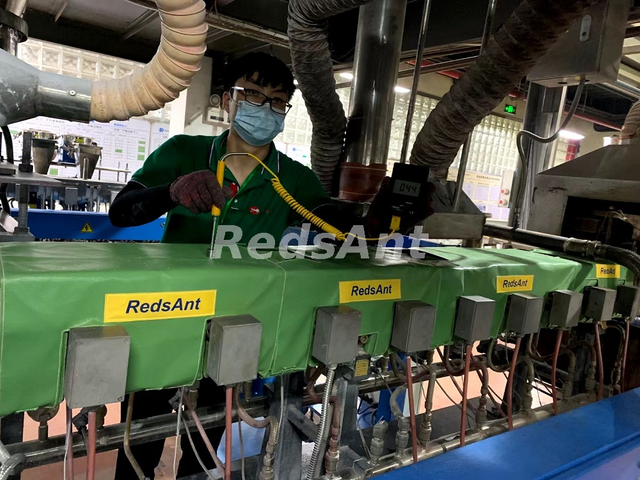 エアロゲルサーマルジャケットを備えた押出機バレル冷却システム