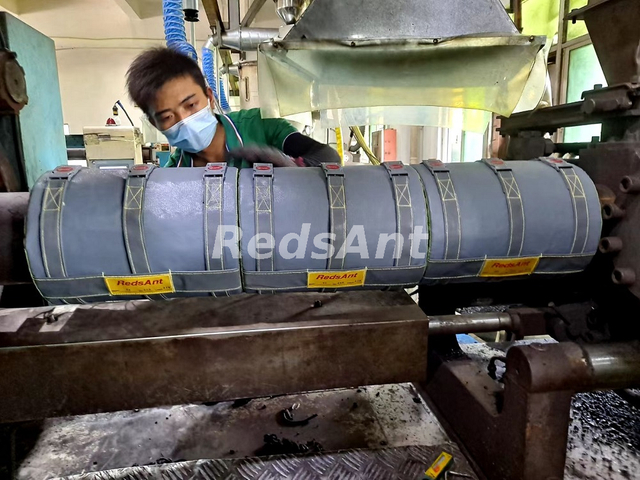 プラスチック機器マシンの高熱絶縁カバー保護